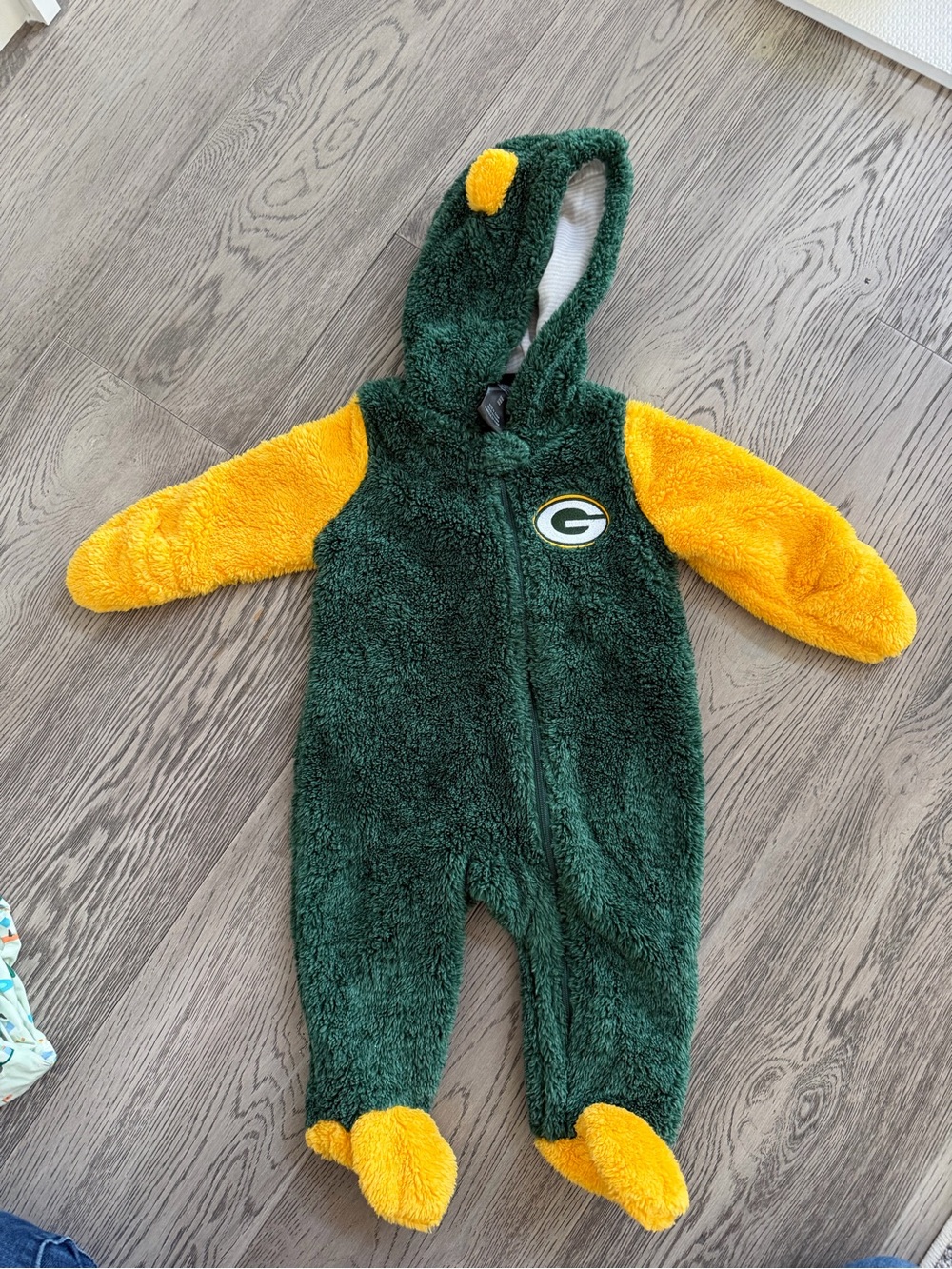 NFL Green and Yellow Plush Hooded Baby Footie with G Logo